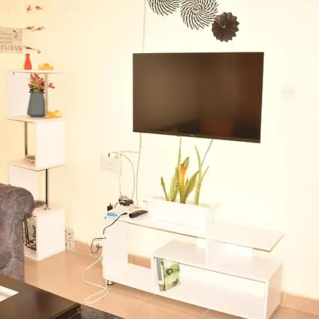 The Crystal Skep - One-Bedroomed Apartment Kakamega Room photo